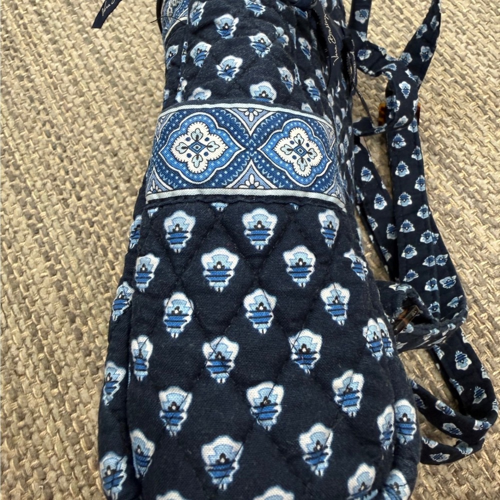Vera Bradley Mini Backpack Navy Blue Quilted Floral Cotton Adjustable Straps - Picture 10 of 15